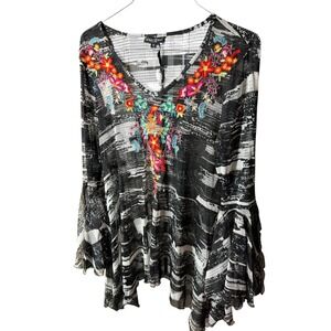 Dor dor Shirt Womens Small Black White Embroidered Mesh Bell Sleeve Boho Tunic